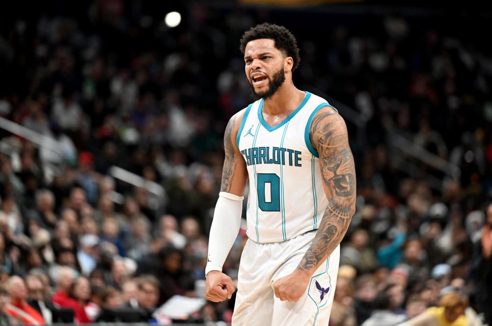 用华丽的突 用华丽的突