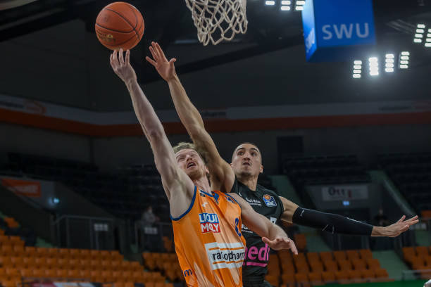 詹姆斯不仅 詹姆斯不仅