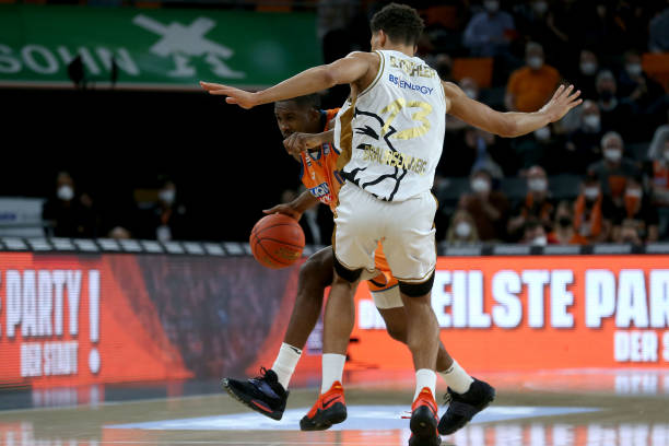 战术空间与 战术空间与