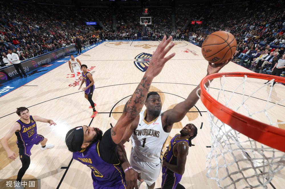 超阿斯顿维 超阿斯顿维